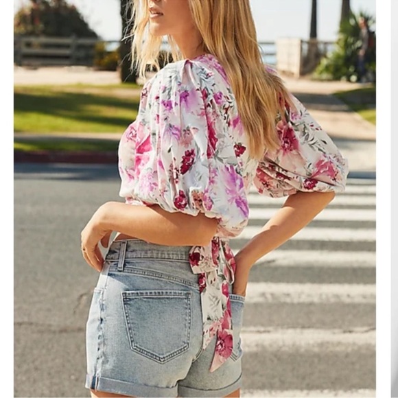 Express crisscross top - Picture 4 of 5